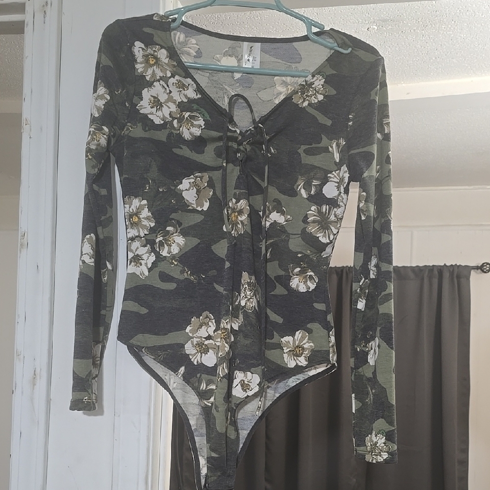 Gray Floral Cut Out Long Sleeve Bodysuit